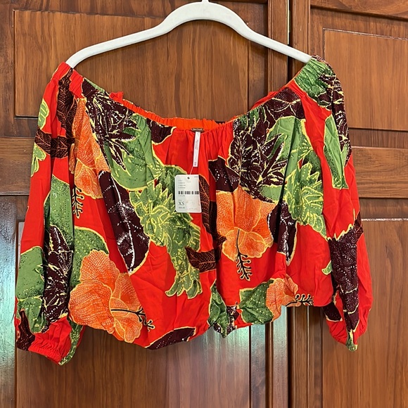 FREE PEOPLE off the shoulder pattered crop top - Picture 5 of 9